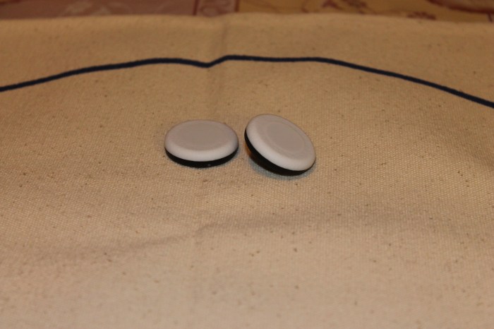 Here White has played a successful Leaner against one of their Foundation Discs