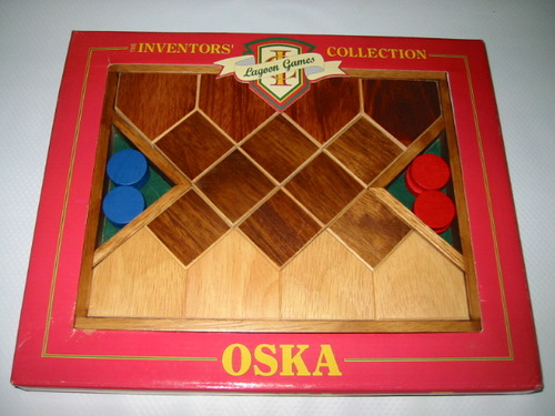 A picture lovingly borrowed from www.boardgamegeek.com just to show you what a real complete copy would look like.